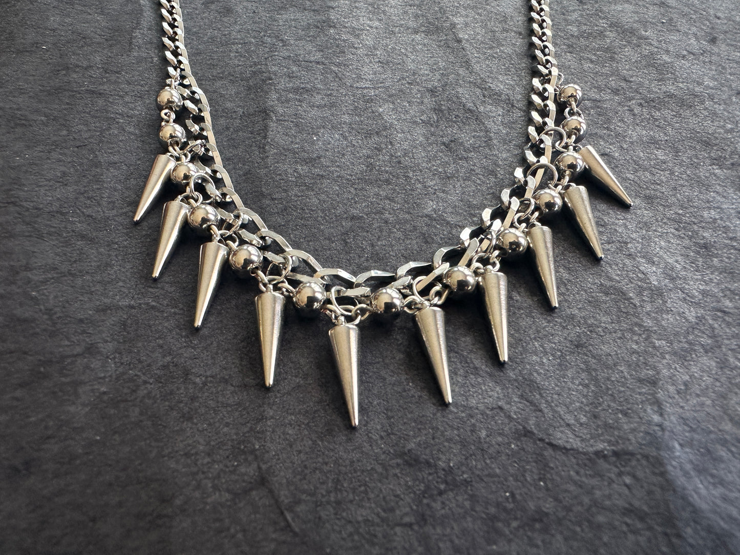 Stainless steel spike choker necklace