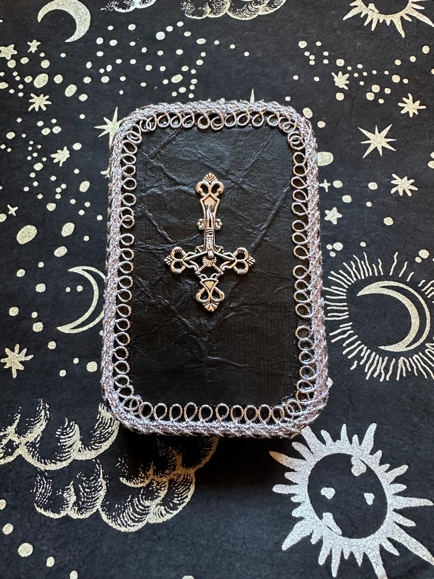 Hail Satan! Pocket Altar