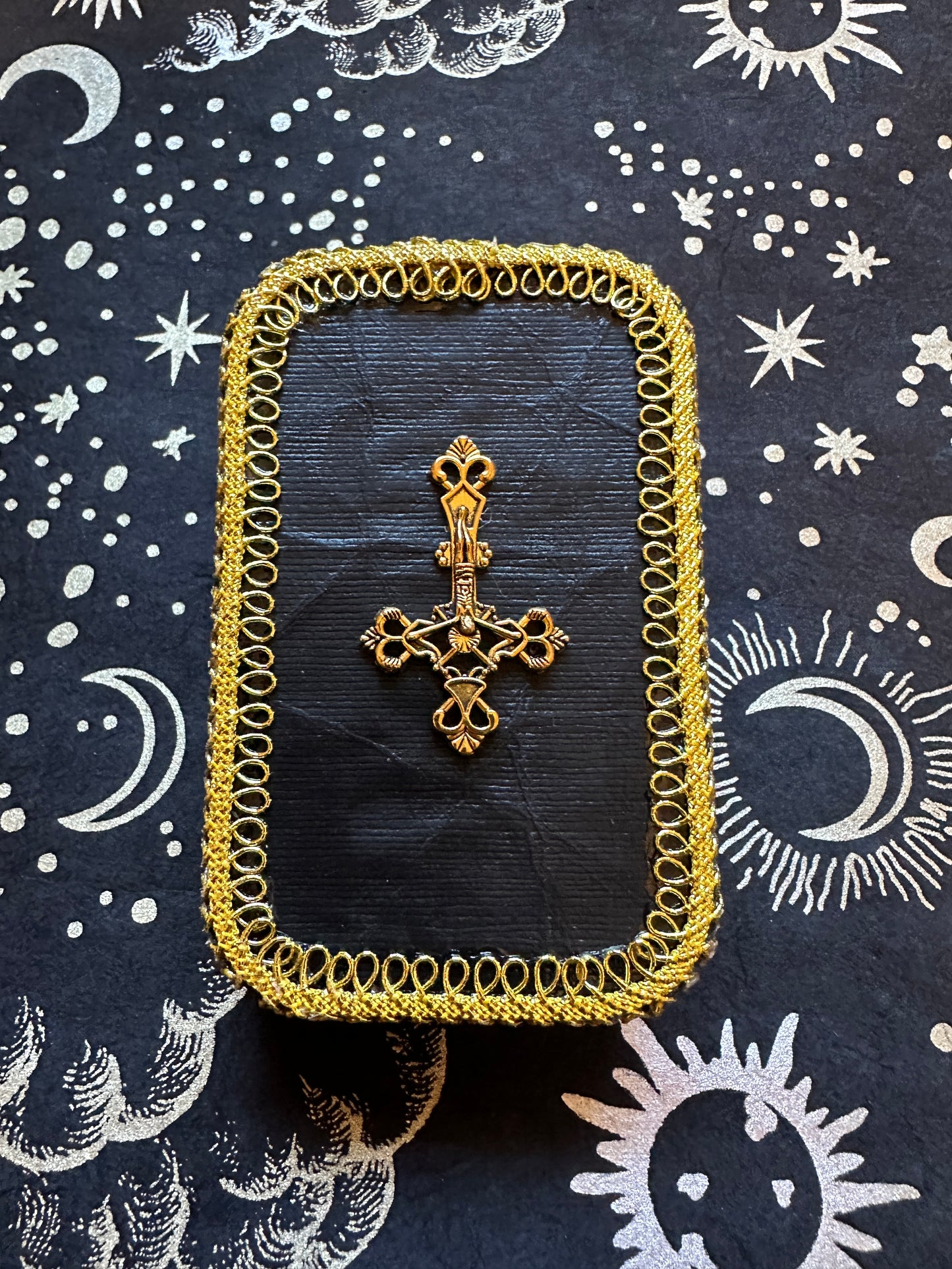 Ave Satanas! Pocket Altar