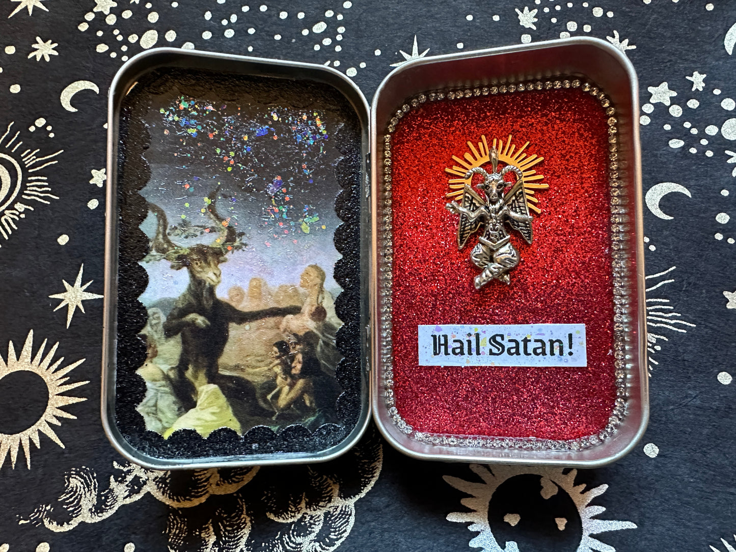 Hail Satan! Pocket Altar